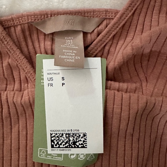 NWT H&M Crop Cami - Picture 2 of 3